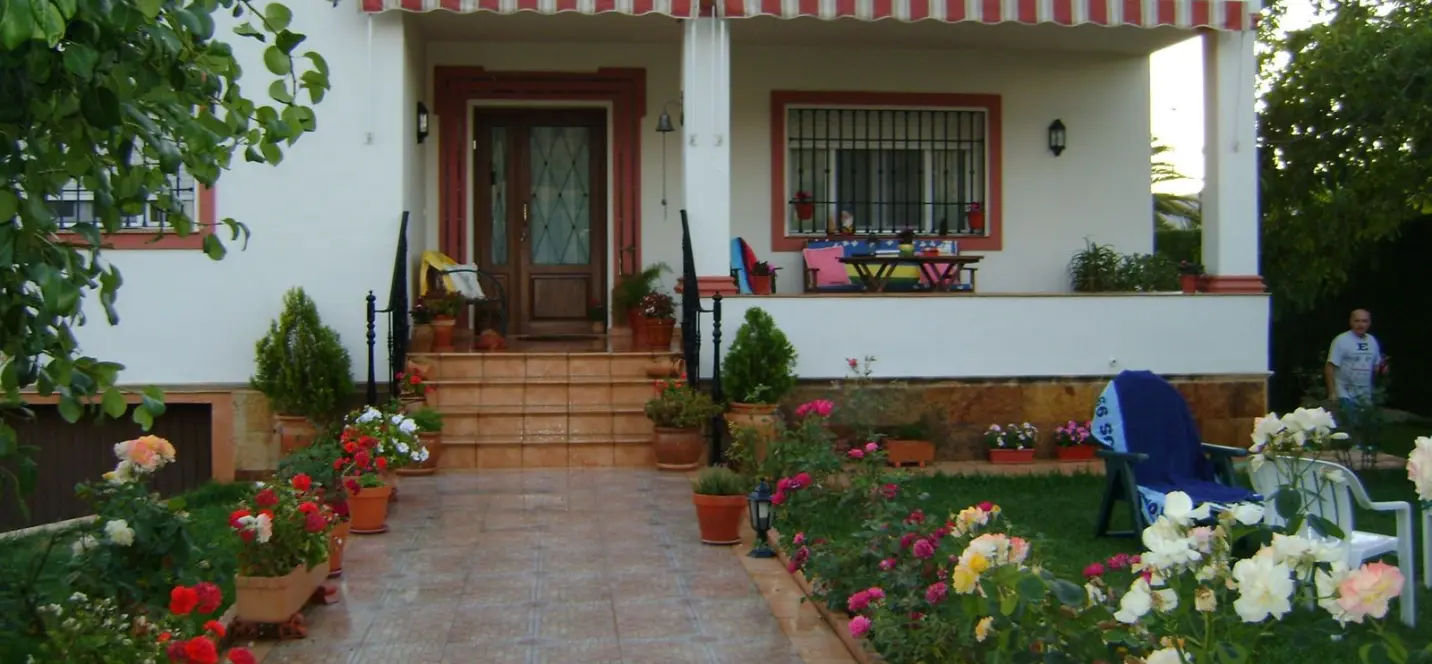 Sale of detached villa in Cuevas del Becerro 0