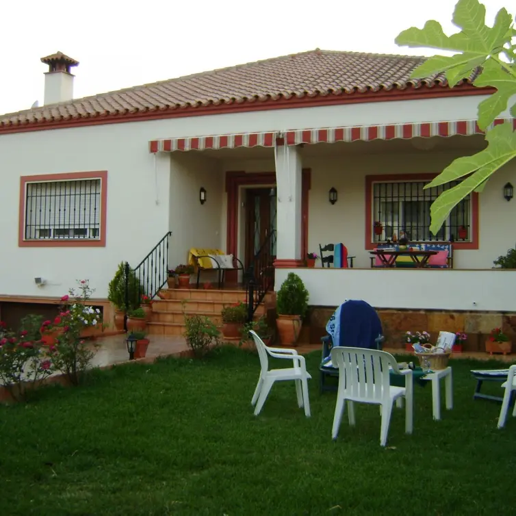 Sale of detached villa in Cuevas del Becerro
