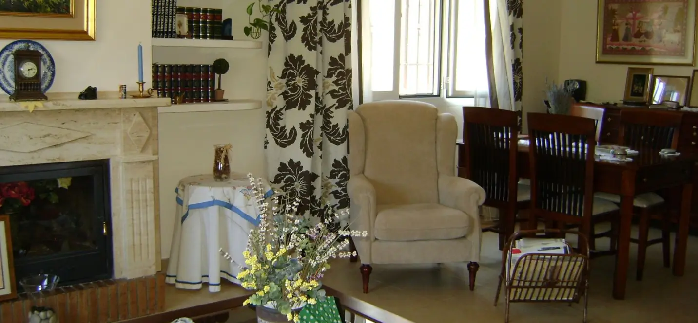 Sale of detached villa in Cuevas del Becerro 4