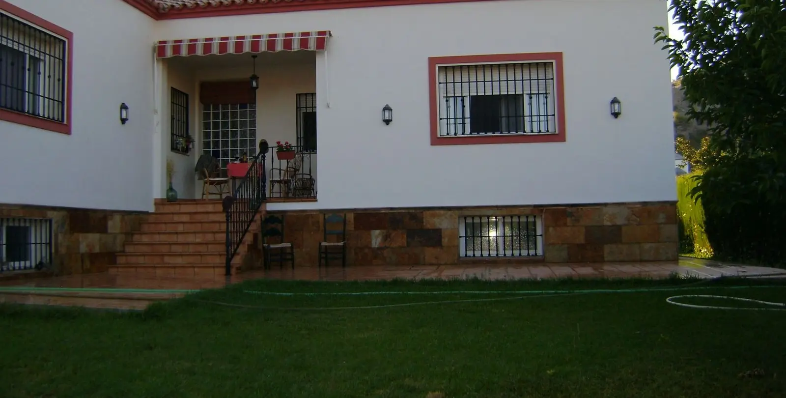 Sale of detached villa in Cuevas del Becerro 12