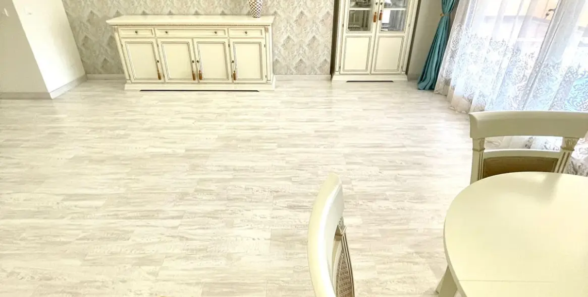 Sale of ground floor apartment in Benahavís 5