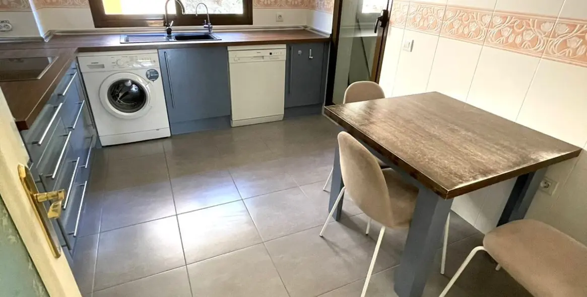 Sale of ground floor apartment in Benahavís 17