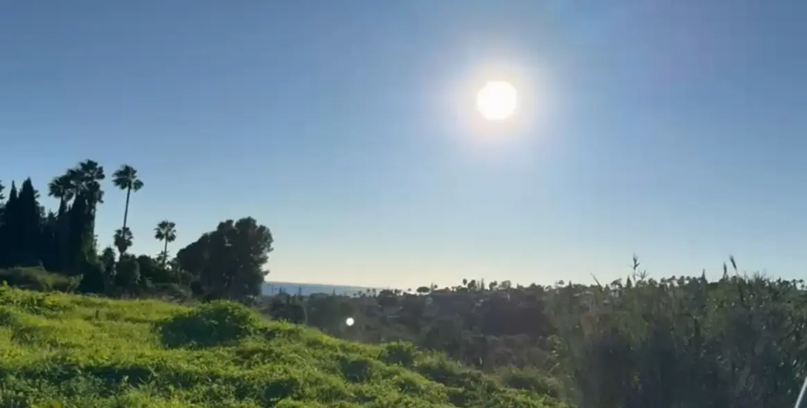 Продажа  жилого участка в Elviria 2