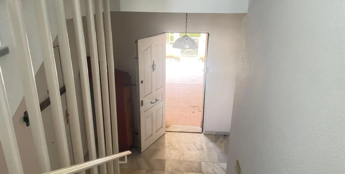 Venta de adosado en Arroyo de la Miel 36