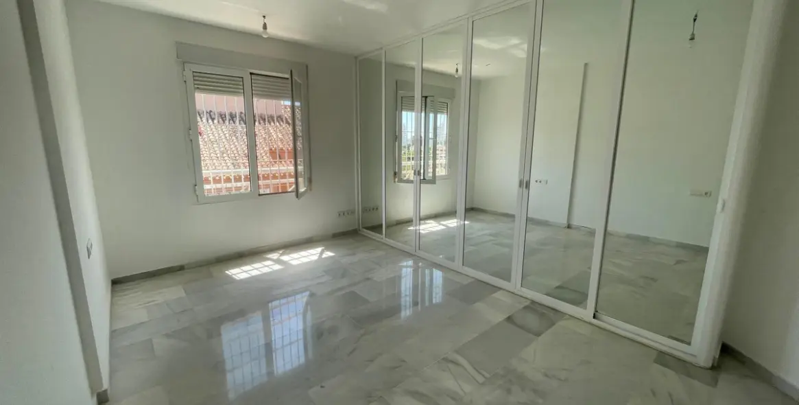 Venta de adosado en Arroyo de la Miel 39