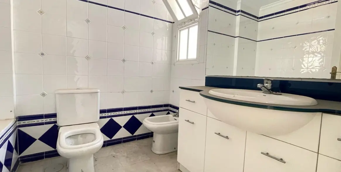 Venta de adosado en Arroyo de la Miel 40