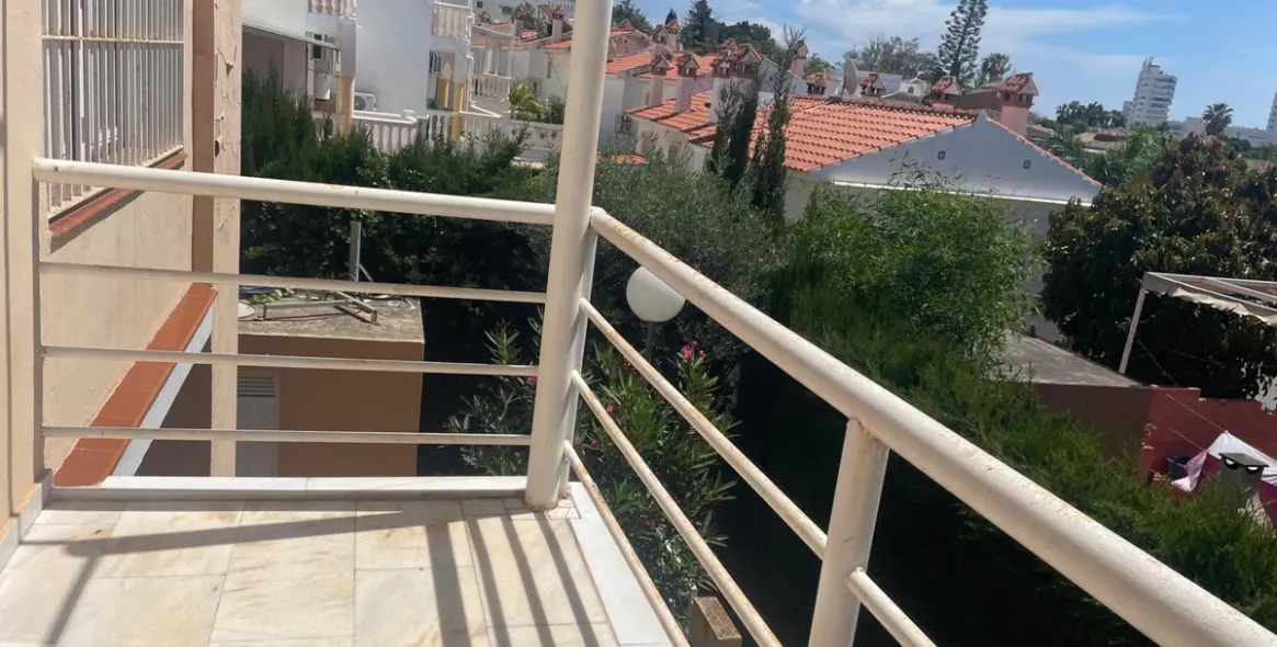 Venta de adosado en Arroyo de la Miel 43