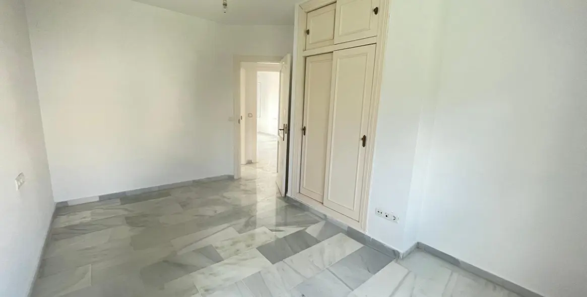 Venta de adosado en Arroyo de la Miel 48