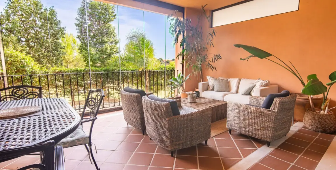 Sale of townhouse in Estepona 3