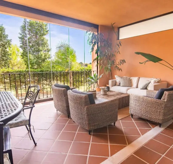 Sale of townhouse in Estepona