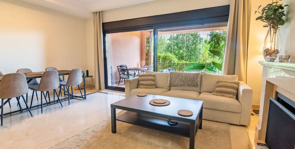 Sale of townhouse in Estepona 11