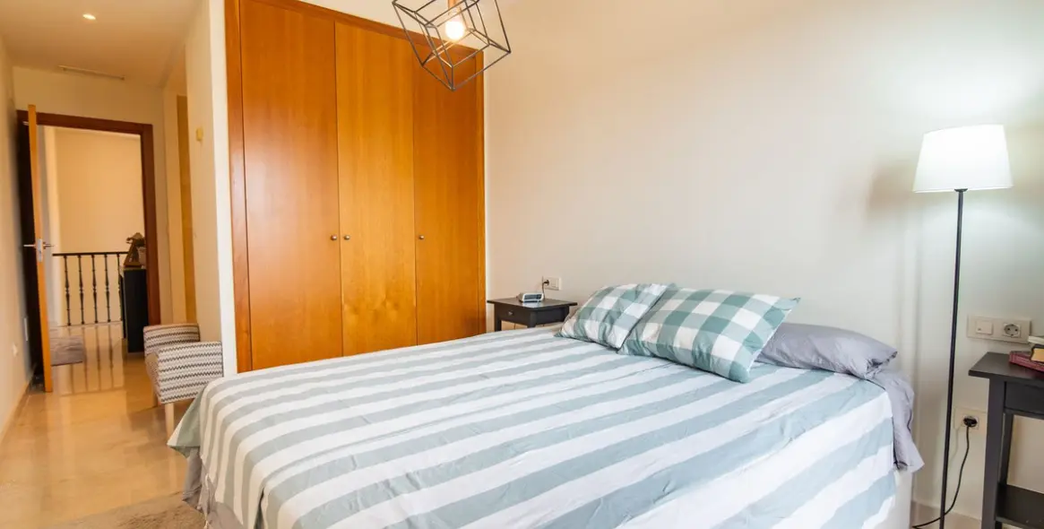 Sale of townhouse in Estepona 15