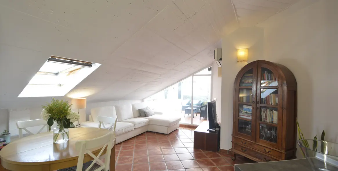 Sale of penthouse in Marbella 2