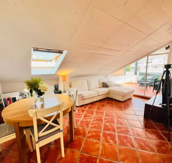 Sale of penthouse in Marbella