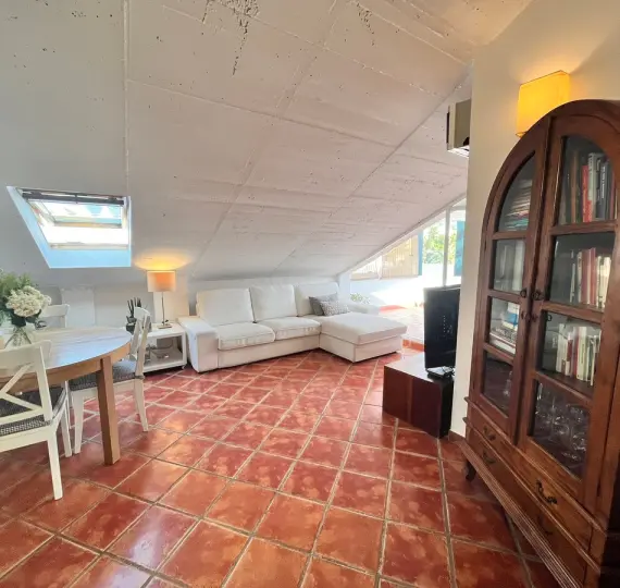 Sale of penthouse in Marbella