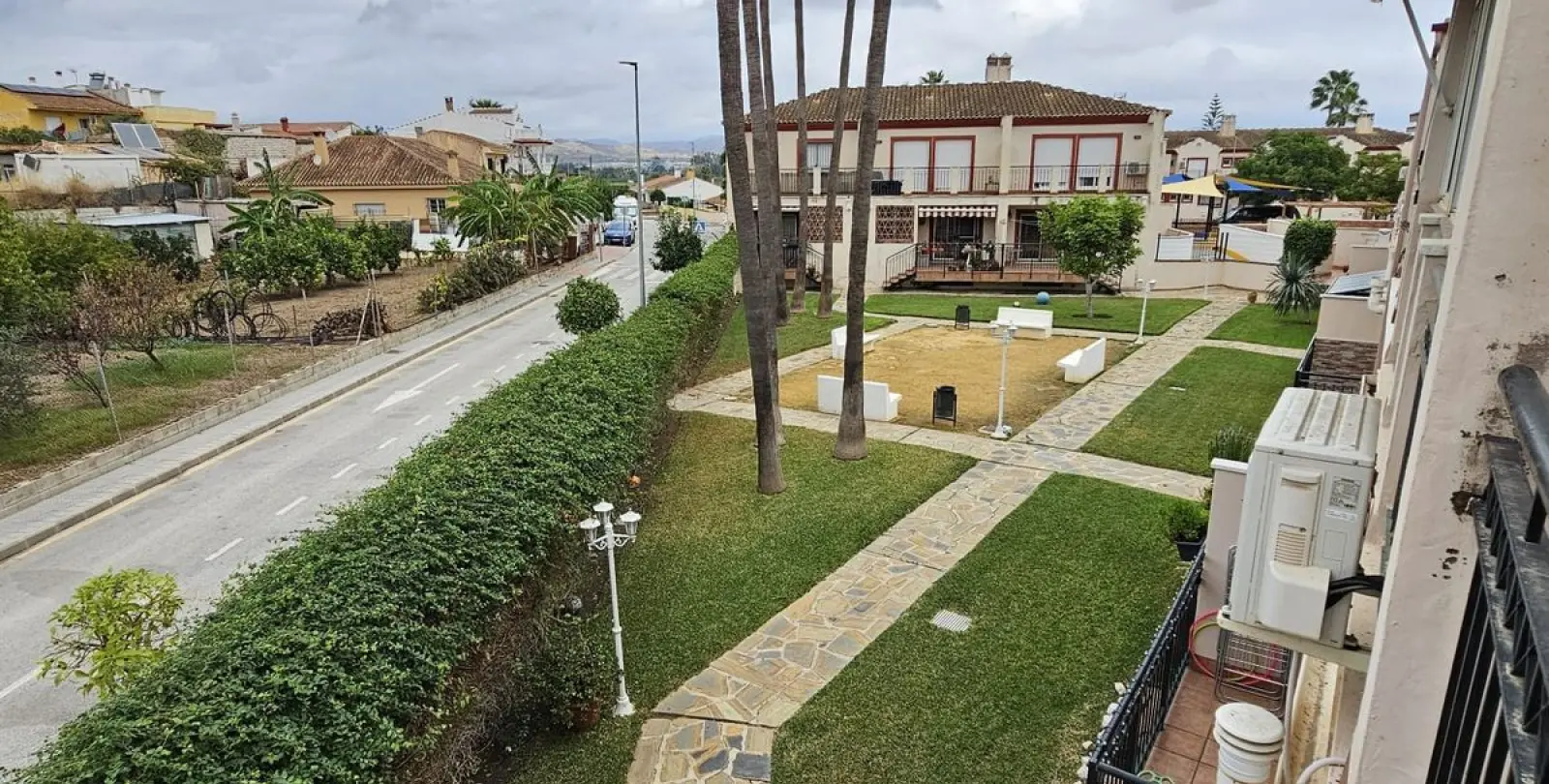 Продажа таунхауса в Alhaurín de la Torre 2