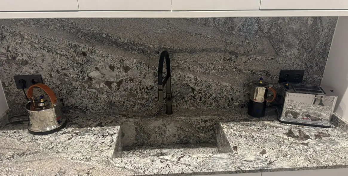 Продажа апартаментов на среднем этаже в Benahavís 2