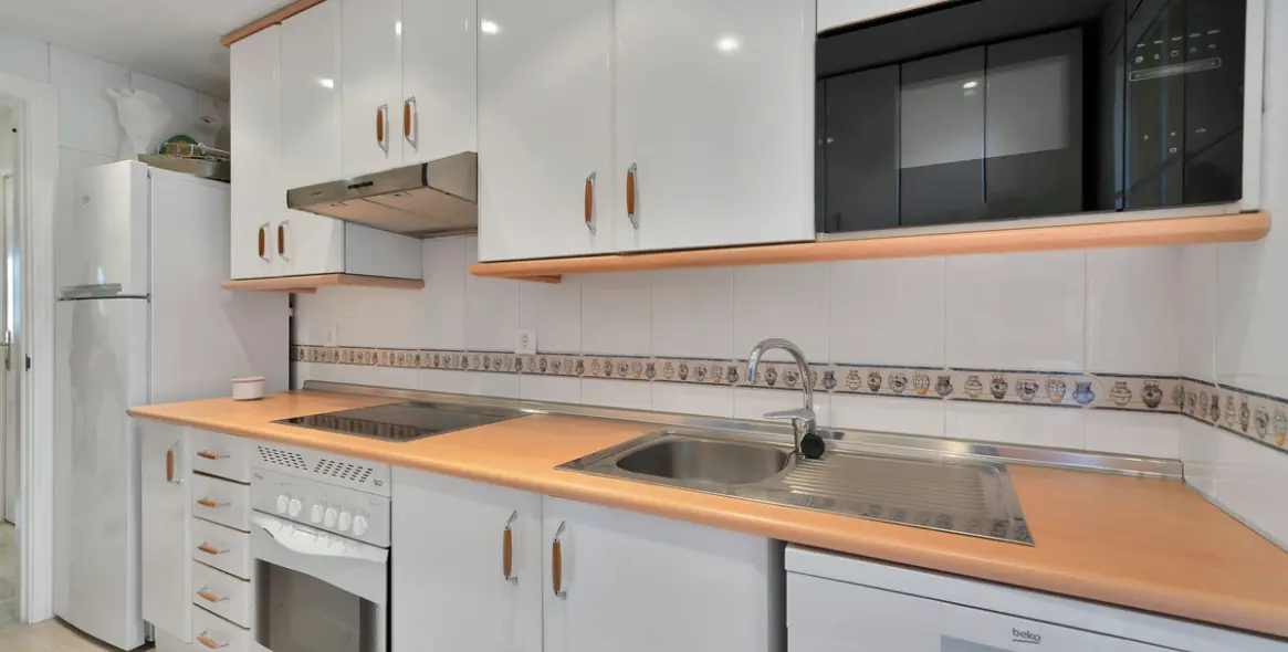 Sale of ground floor apartment in Nueva Andalucía 13