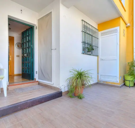 Sale of semi-detached house in Fuengirola