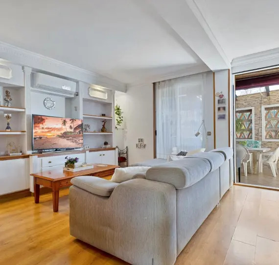 Sale of semi-detached house in Fuengirola