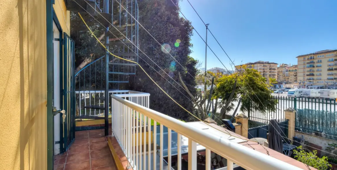 Sale of semi-detached house in Fuengirola 14