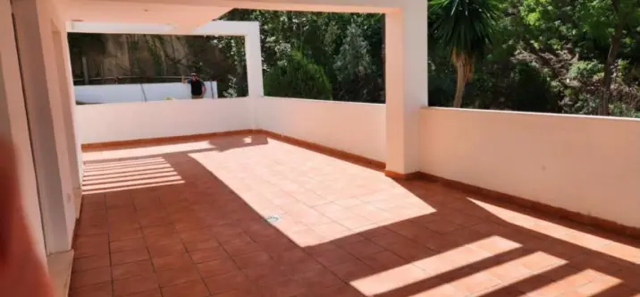 Продажа апартаментов на первом этаже в Torrequebrada 2