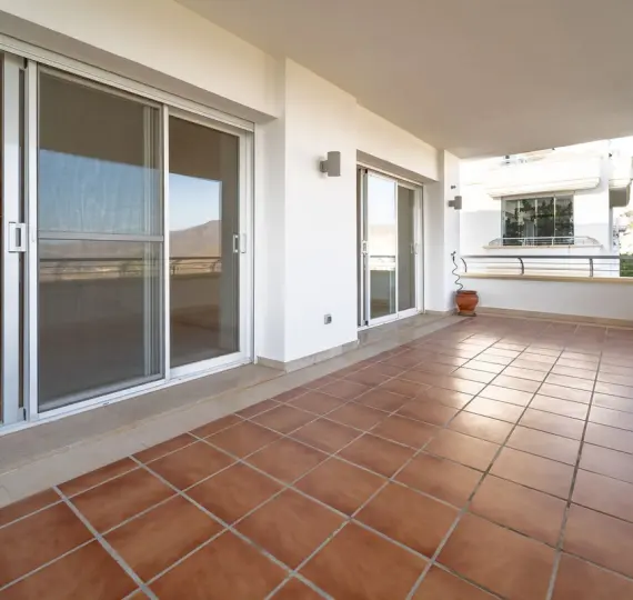 Sale of middle floor apartment in La Cala Golf