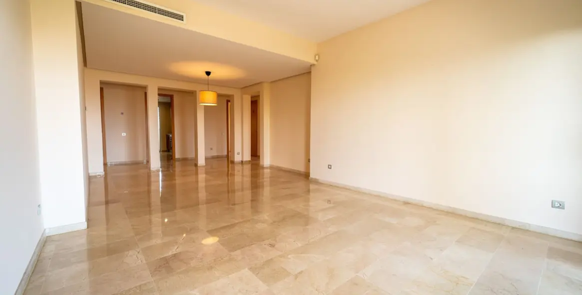 Sale of middle floor apartment in La Cala Golf 7