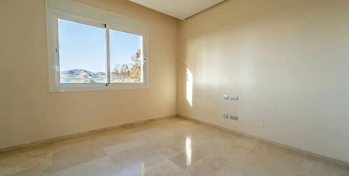 Venta de apartamento en planta media en La Cala Golf 23