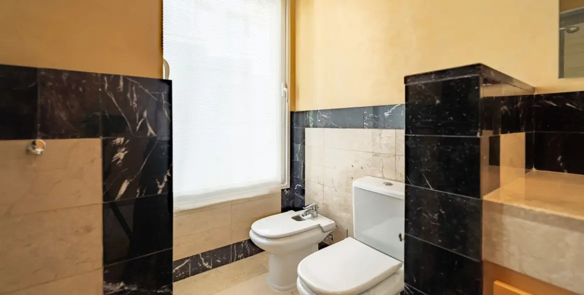 Venta de apartamento en planta media en La Cala Golf 28