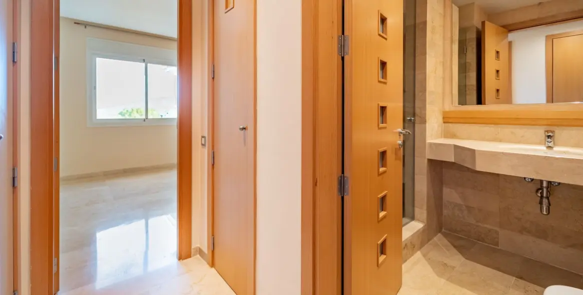 Venta de apartamento en planta media en La Cala Golf 40