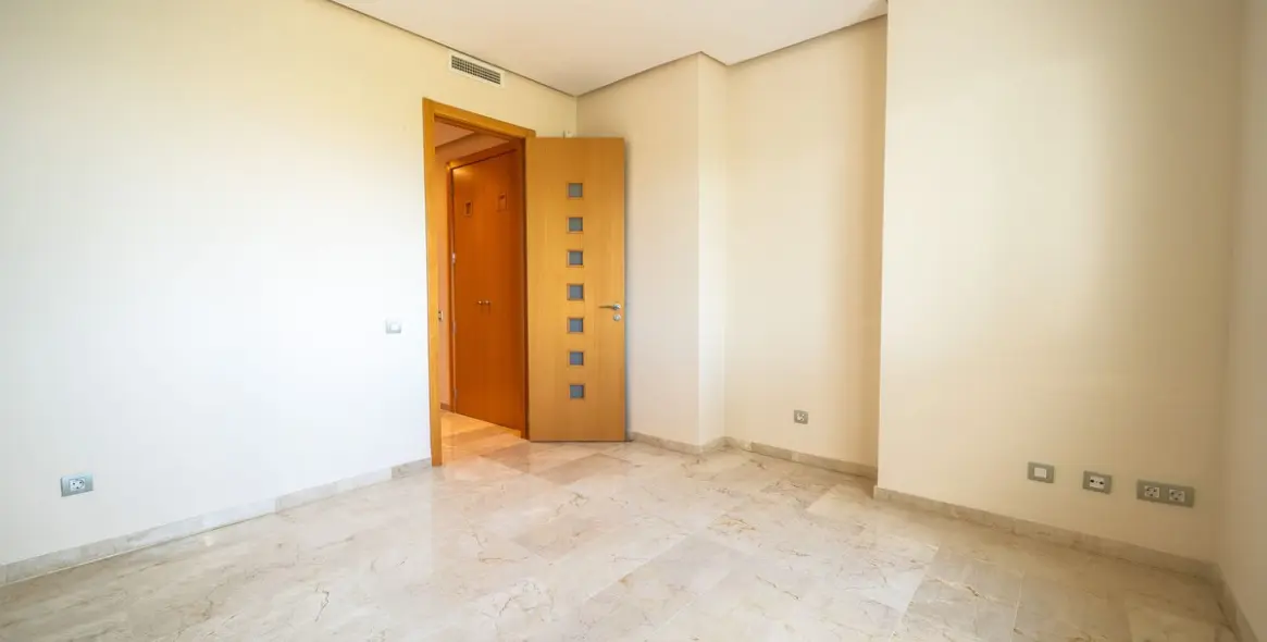 Venta de apartamento en planta media en La Cala Golf 45