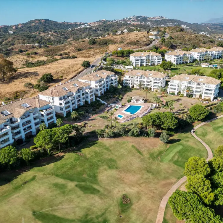 Sale of middle floor apartment in La Cala Golf
