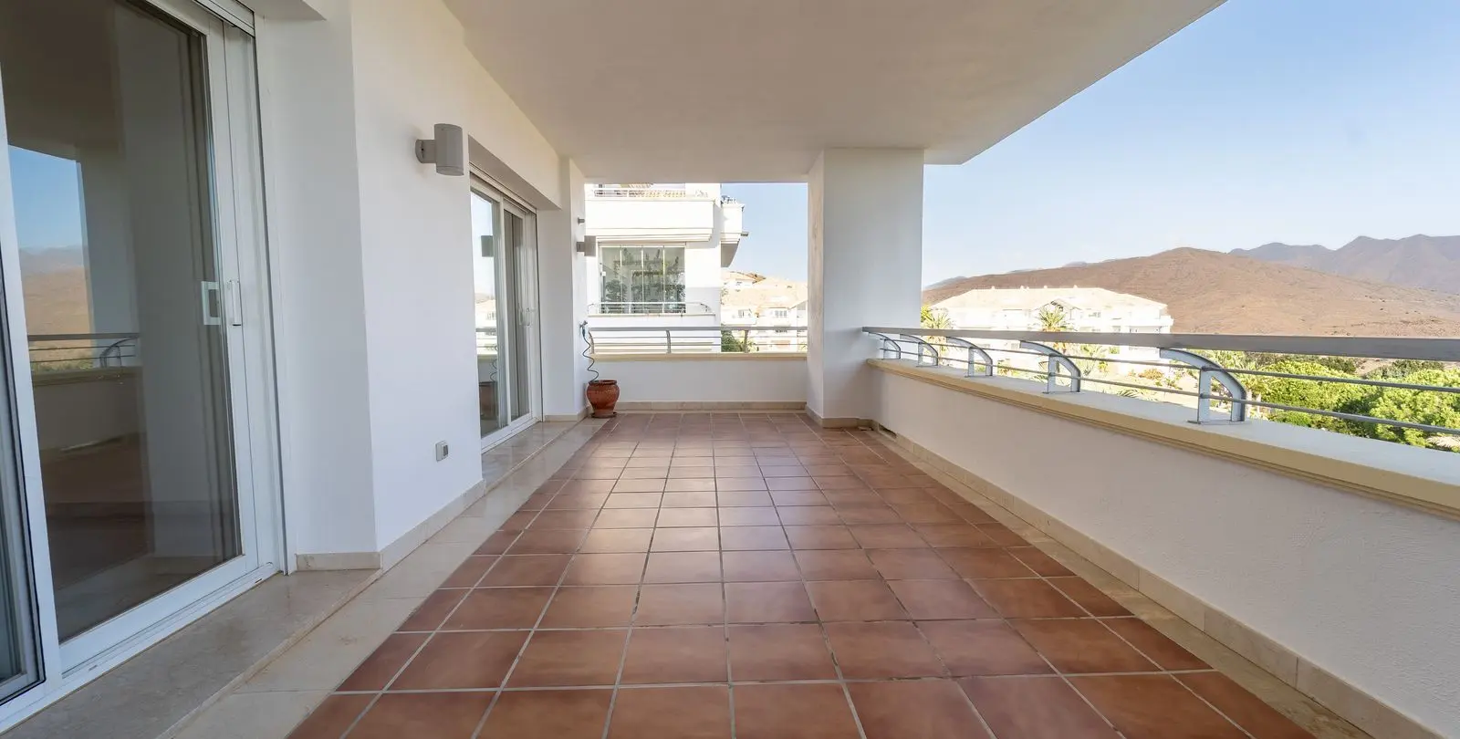 Venta de apartamento en planta media en La Cala Golf 2