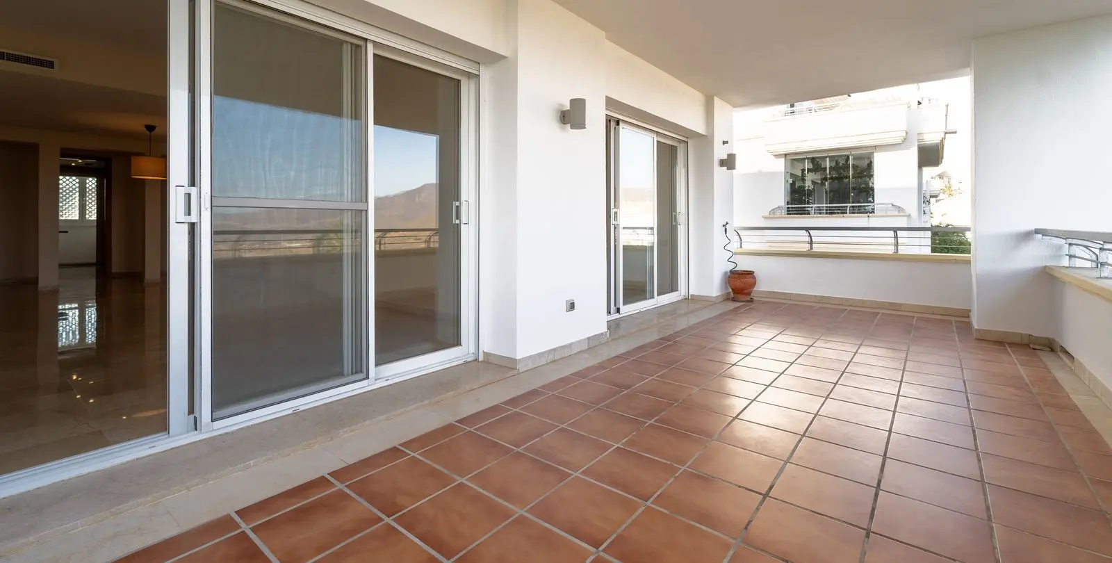 Venta de apartamento en planta media en La Cala Golf 6