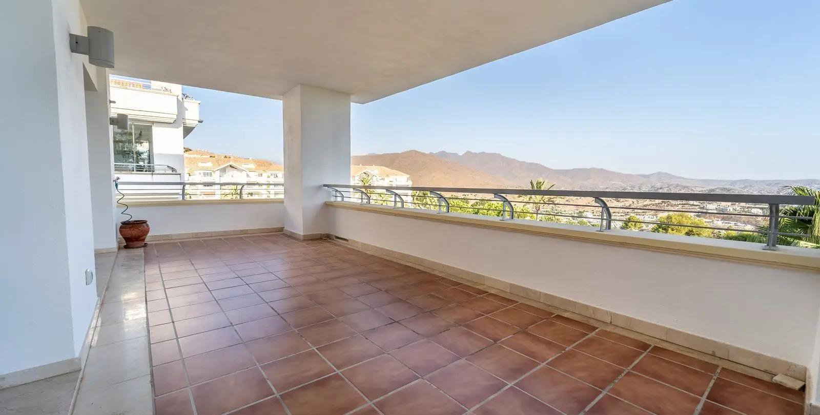 Venta de apartamento en planta media en La Cala Golf 16