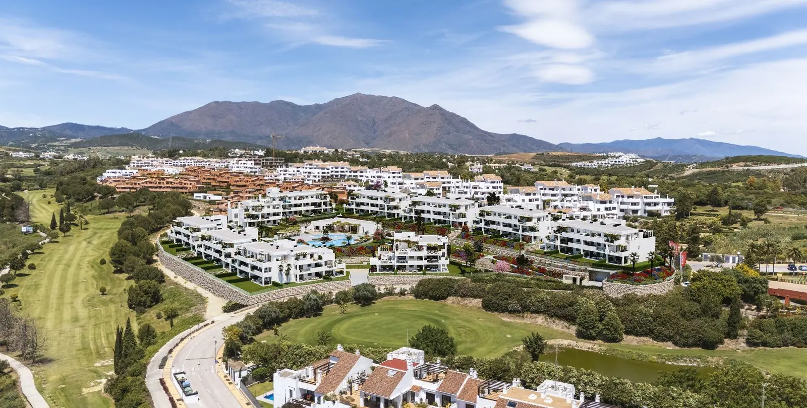 Продажа апартаментов на среднем этаже в Casares 6