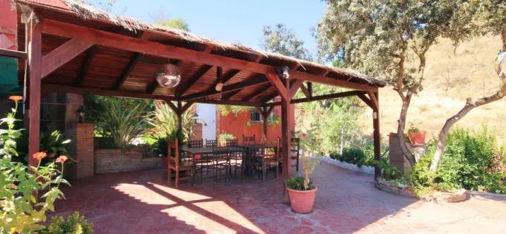 Sale of finca - cortijo in Monda 2