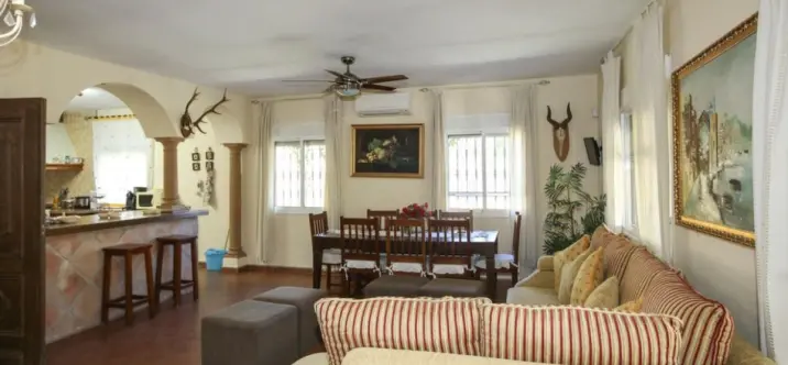 Sale of finca - cortijo in Monda 3