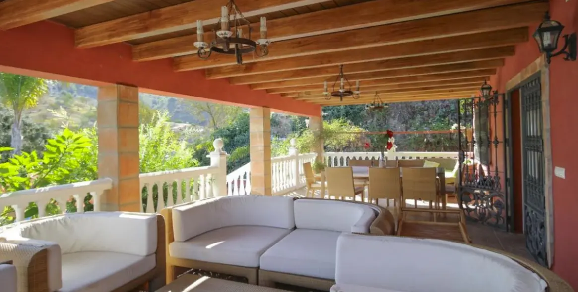 Sale of finca - cortijo in Monda 6