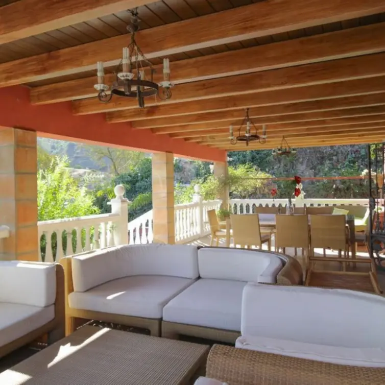 Sale of finca - cortijo in Monda
