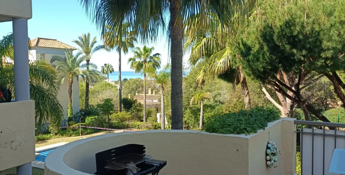 Venta de apartamento en planta media en Marbella 19