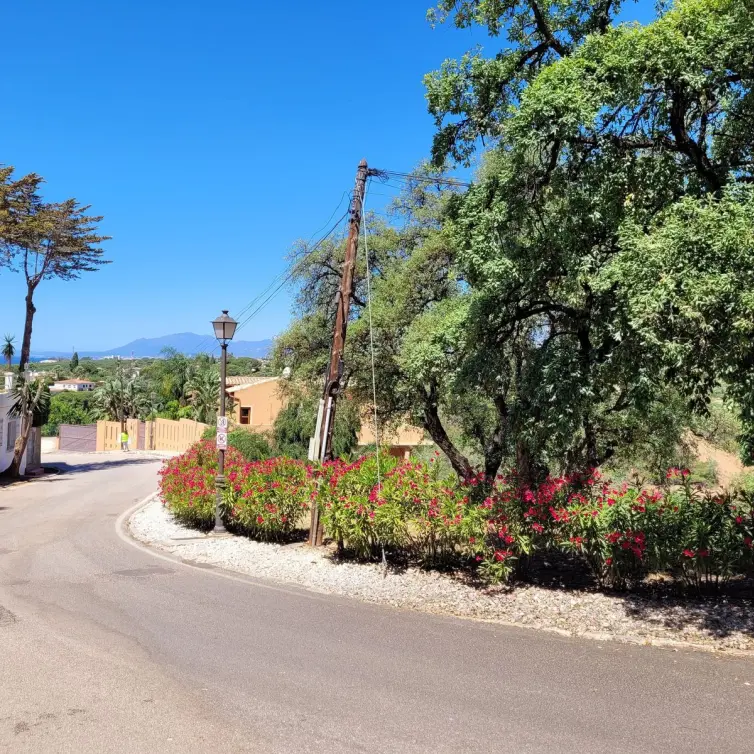 Продажа  жилого участка в Elviria