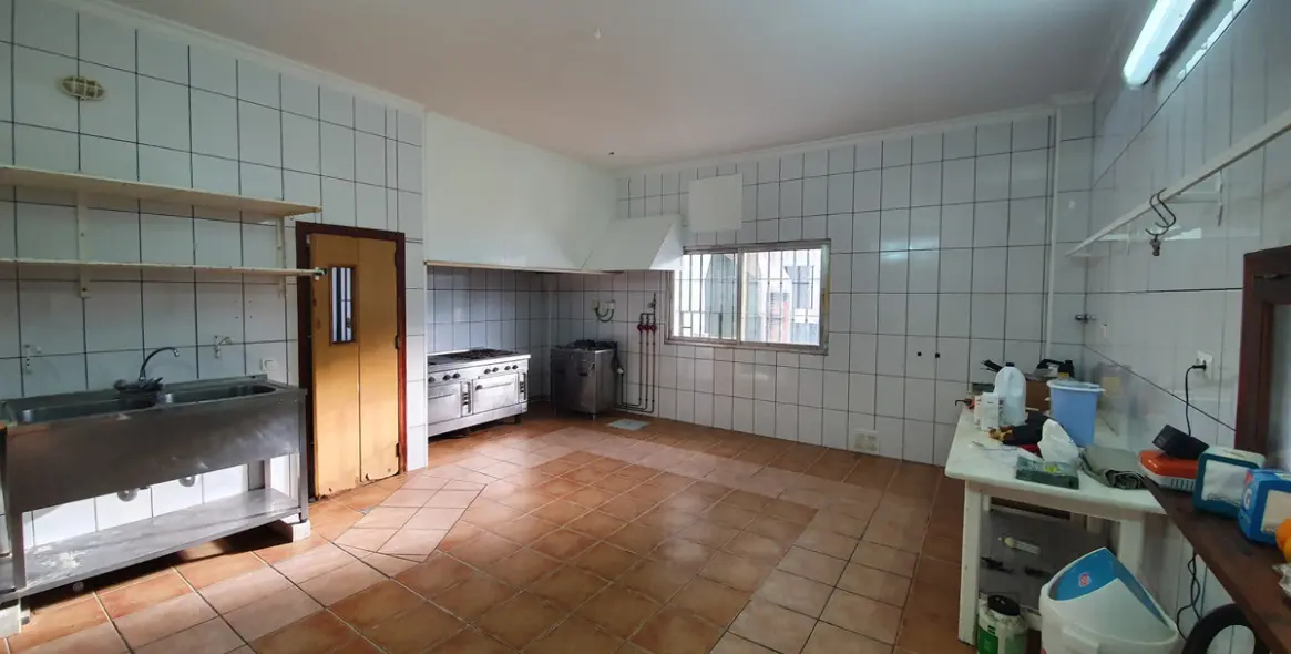 Продажа ресторана в Guaro 9