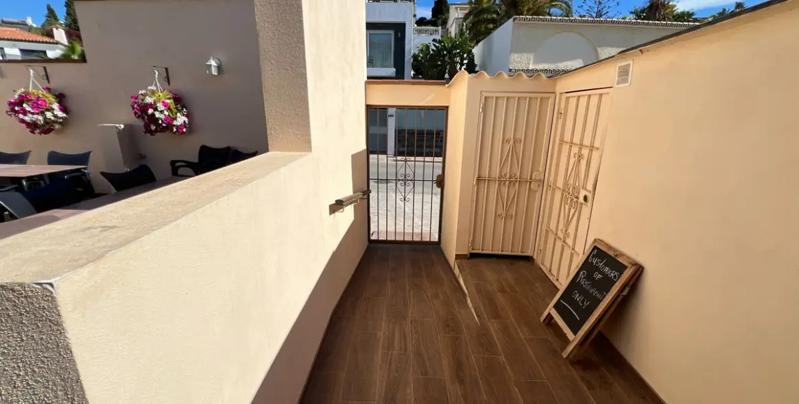 Sale of bar in La Cala de Mijas 2