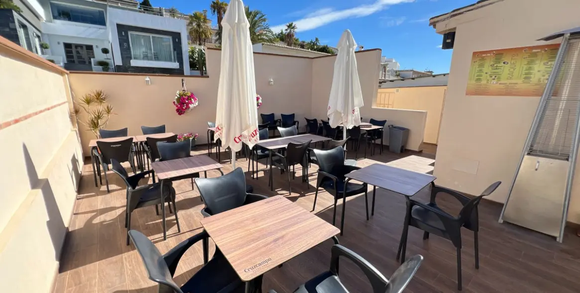Venta de bar en La Cala de Mijas 22