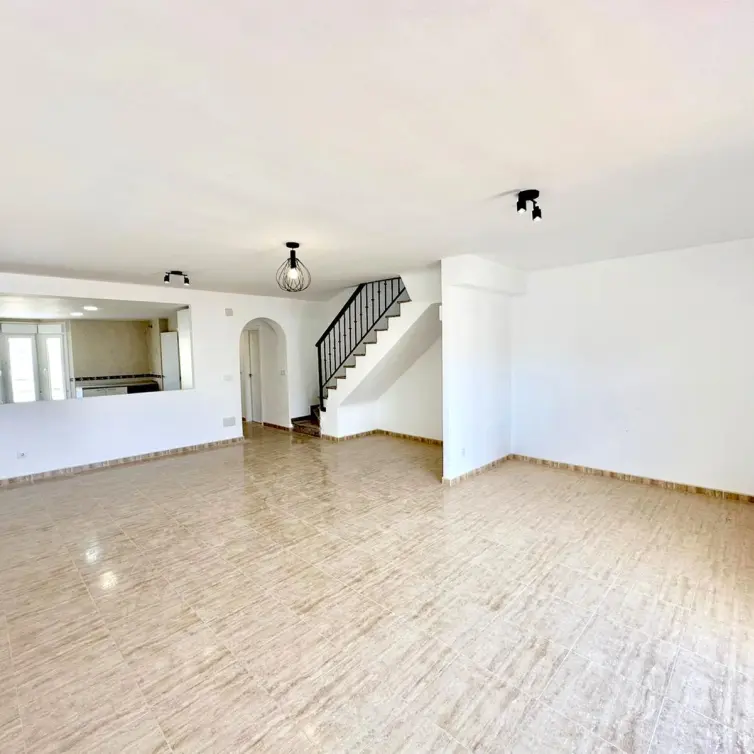 Sale of townhouse in Los Boliches