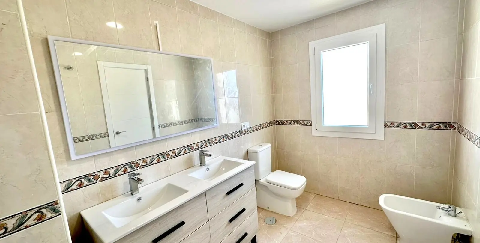 Sale of townhouse in Los Boliches 13