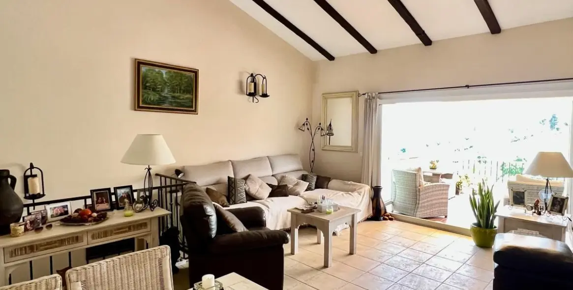 Sale of townhouse in Estepona 5