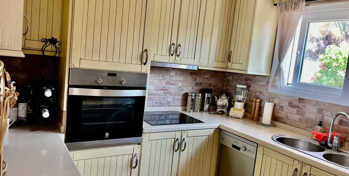 Sale of townhouse in Estepona 7